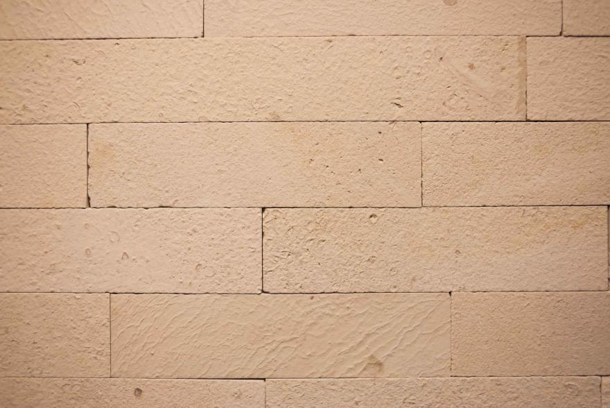 Интерьерный натуральный камень - Доломит без скола - 1