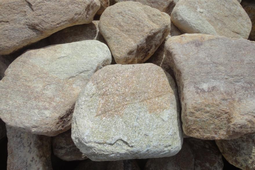 Ландшафтный камень - Златолит галтованный